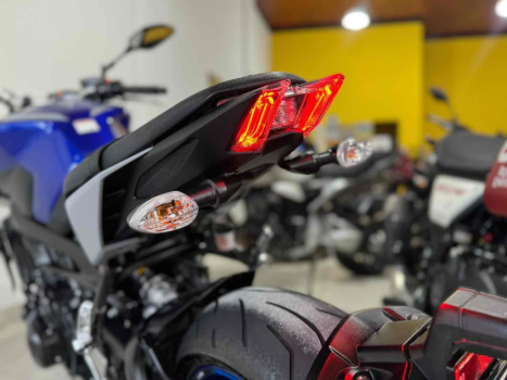 YAMAHA MT-09 850 ABS, Foto 12