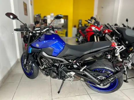 YAMAHA MT-09 850 ABS, Foto 7