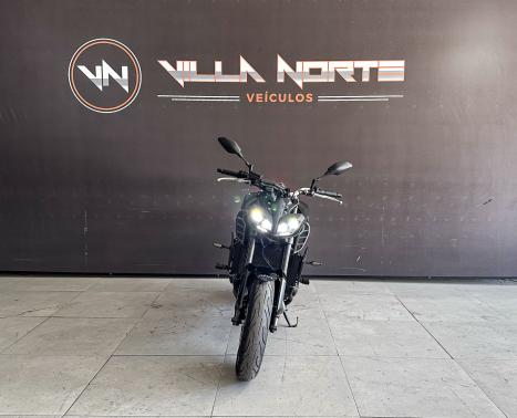 YAMAHA MT-09 850 ABS, Foto 3