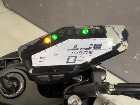 YAMAHA MT-09 850 ABS, Foto 10
