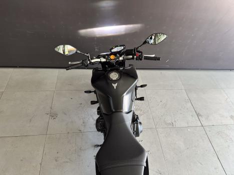 YAMAHA MT-09 850 ABS, Foto 11