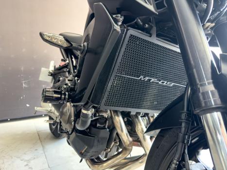 YAMAHA MT-09 850 ABS, Foto 21