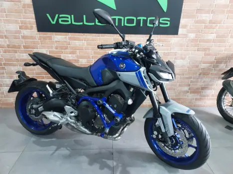 YAMAHA MT-09 850 ABS, Foto 5