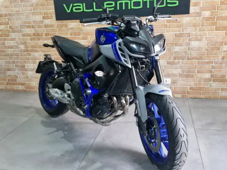 YAMAHA MT-09 850 ABS, Foto 6