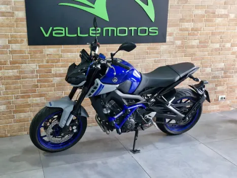 YAMAHA MT-09 850 ABS, Foto 7