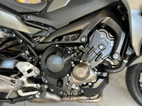 YAMAHA MT-09 Tracer GT 900 , Foto 5
