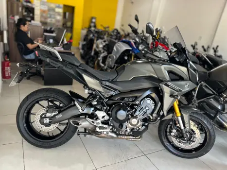 YAMAHA MT-09 Tracer GT 900 , Foto 6