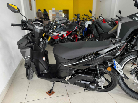 YAMAHA Neo UBS 125 , Foto 6