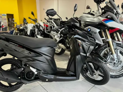 YAMAHA Neo UBS 125 , Foto 4