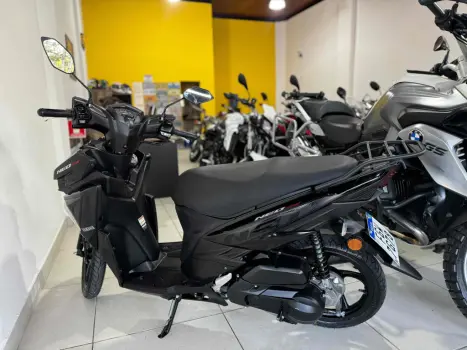 YAMAHA Neo UBS 125 , Foto 6