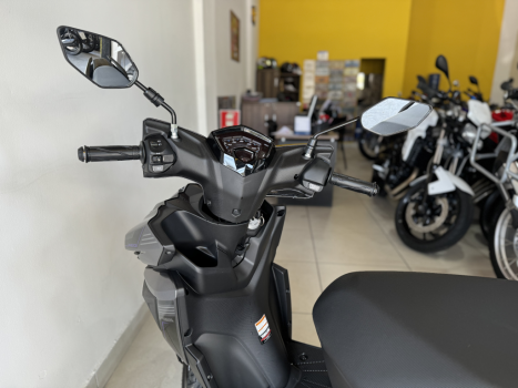 YAMAHA Neo UBS 125 , Foto 10