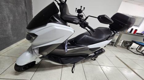 YAMAHA NMax 160 ABS, Foto 1