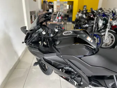 YAMAHA R 15 , Foto 7