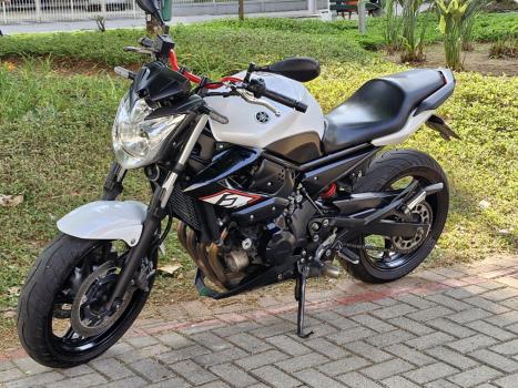 YAMAHA XJ6 600 N, Foto 5