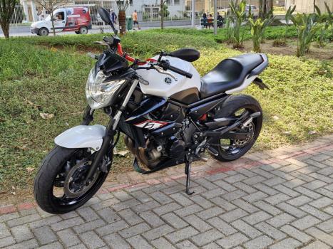 YAMAHA XJ6 600 N, Foto 6