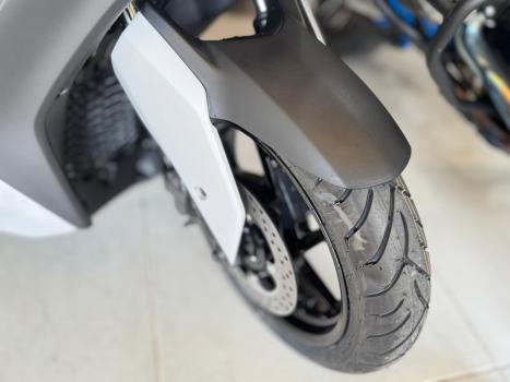 YAMAHA Xmax 250 , Foto 4