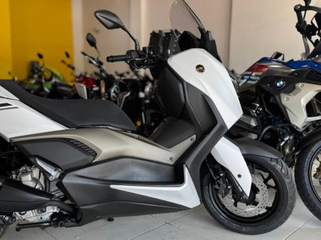 YAMAHA Xmax 250 , Foto 5