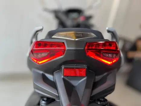YAMAHA Xmax 250 , Foto 10
