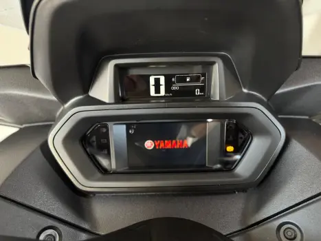 YAMAHA Xmax 250 , Foto 12