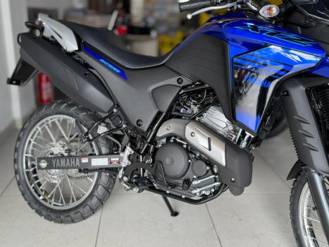 YAMAHA XTZ 250 LANDER, Foto 4