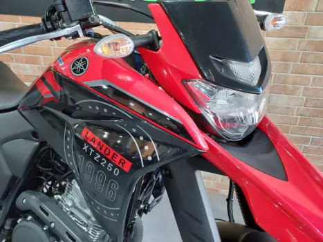 YAMAHA XTZ 250 LANDER, Foto 6