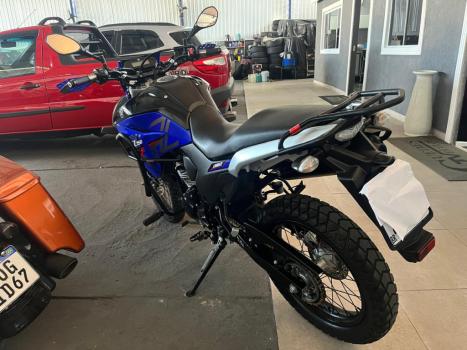 YAMAHA XTZ 250 LANDER, Foto 4