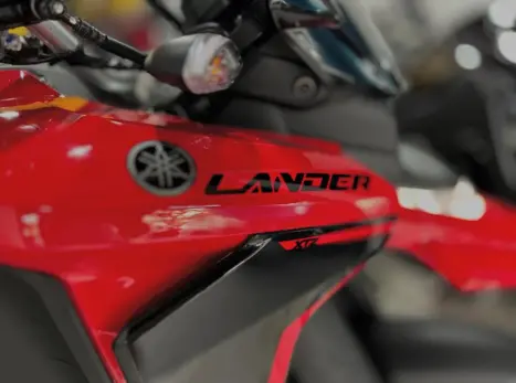 YAMAHA XTZ 250 LANDER, Foto 2