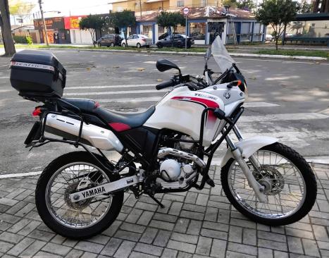 YAMAHA XTZ 250 TENER, Foto 4