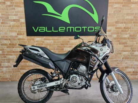 YAMAHA XTZ 250 TENER, Foto 3