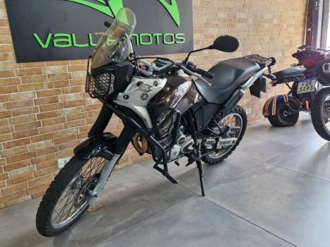 YAMAHA XTZ 250 TENER, Foto 6
