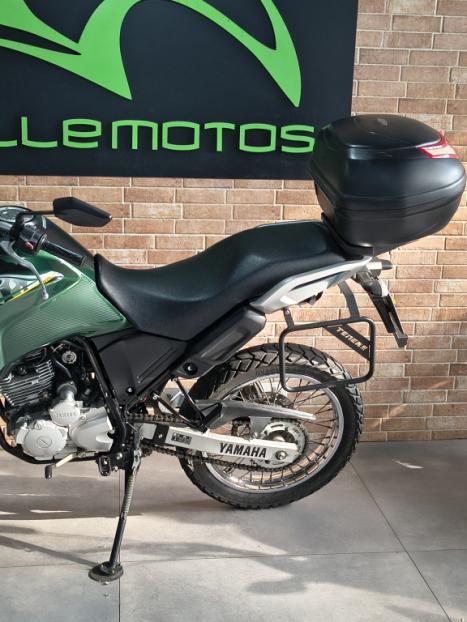 YAMAHA XTZ 250 TENER, Foto 5