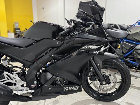 YAMAHA YZF R15 150 ABS, Foto 5