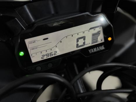 YAMAHA YZF R15 150 ABS, Foto 13