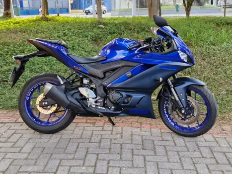 YAMAHA YZF R3 320 ABS, Foto 6