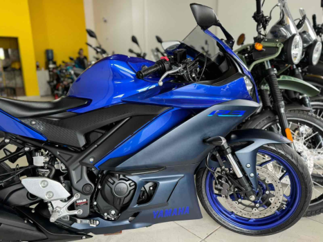 YAMAHA YZF R3 320 ABS, Foto 4