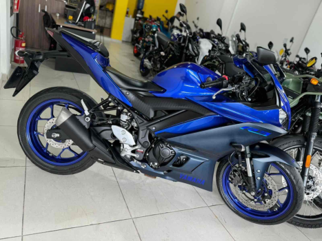 YAMAHA YZF R3 320 ABS, Foto 5