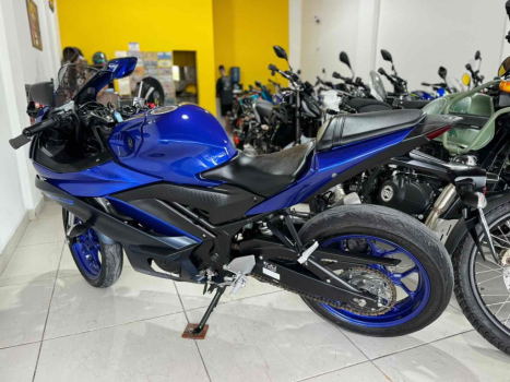 YAMAHA YZF R3 320 ABS, Foto 6