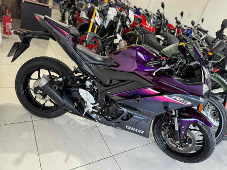 YAMAHA YZF R3 320 ABS, Foto 7