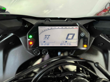 YAMAHA YZF R3 320 ABS, Foto 13