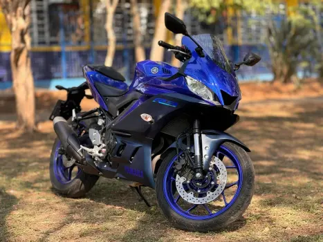 YAMAHA YZF R3 320 ABS, Foto 5