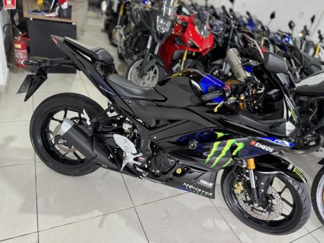 YAMAHA YZF R3 320 ABS, Foto 6