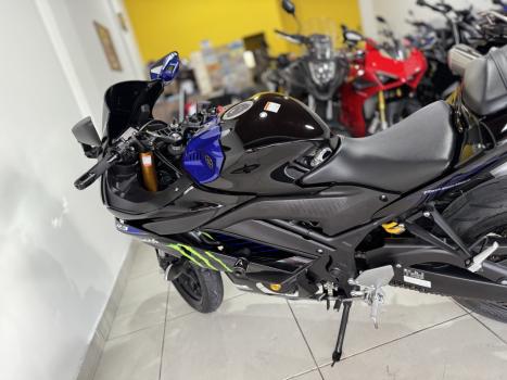 YAMAHA YZF R3 320 ABS, Foto 8