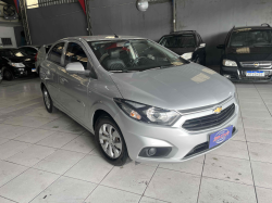 CHEVROLET Onix Hatch 1.0 4P FLEX LT