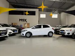 CHEVROLET Onix Hatch 1.0 4P FLEX JOY