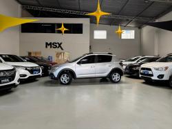 RENAULT Stepway 1.6 16V 4P FLEX ZEN RENAULT Stepway 1.6 16V 4P FLEX ZEN