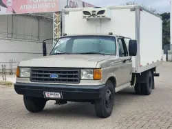 FORD F-4000 3.9 MWM 229