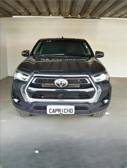 TOYOTA Hilux Caminhonete 2.8 16V SRX 4X4 TURBO DIESEL CABINE DUPLA AUTOMTICO