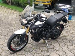 TRIUMPH Tiger 800 