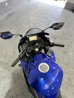 YAMAHA R 320 