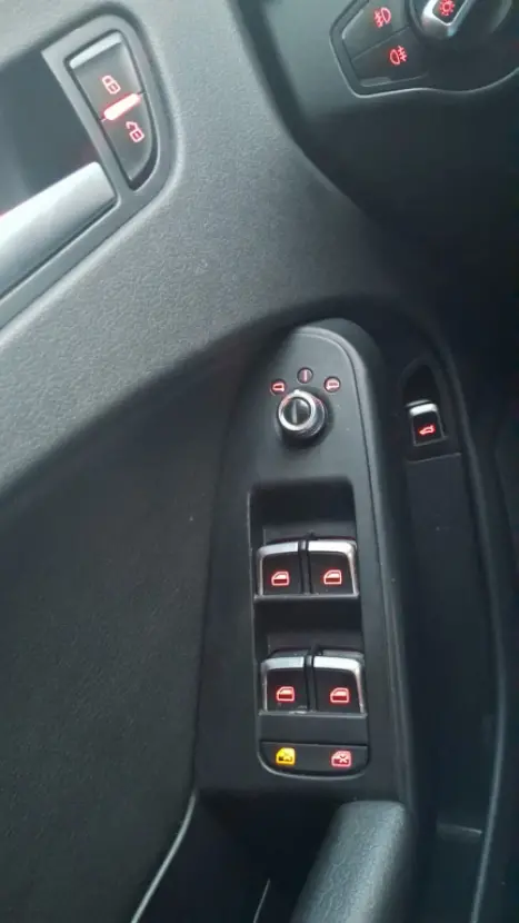 AUDI A4 1.8 20V 4P TURBO AUTOMTICO, Foto 7